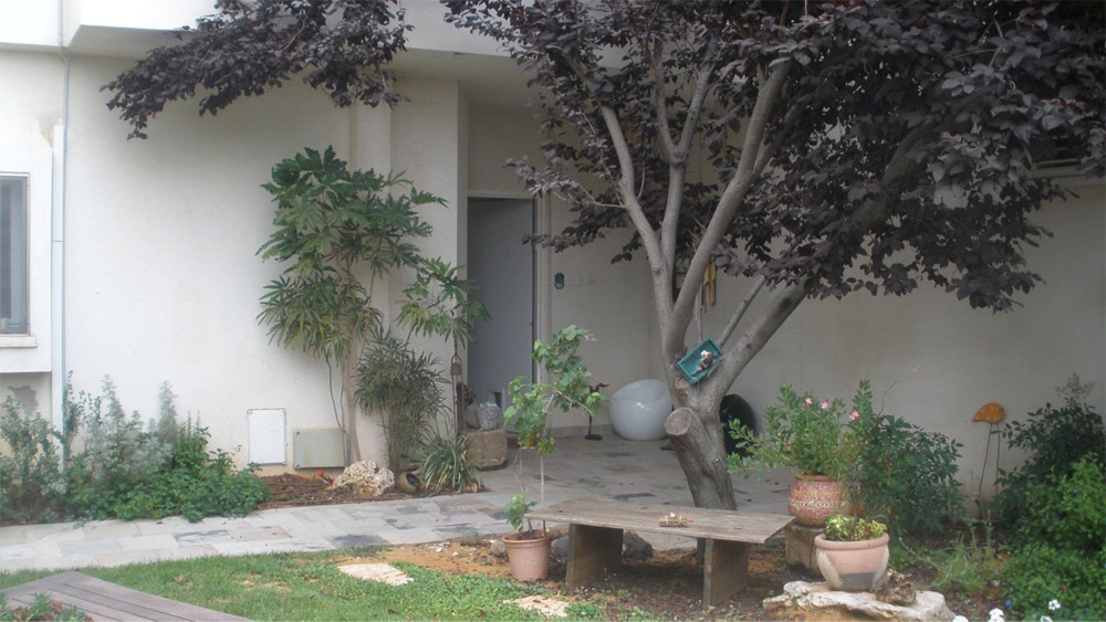 2fe3a1f8-558f-4196-9bf7-475fc25b6dc2 דירה למכירה ברחובות 7 חדרים ברחוב שלום צעידי