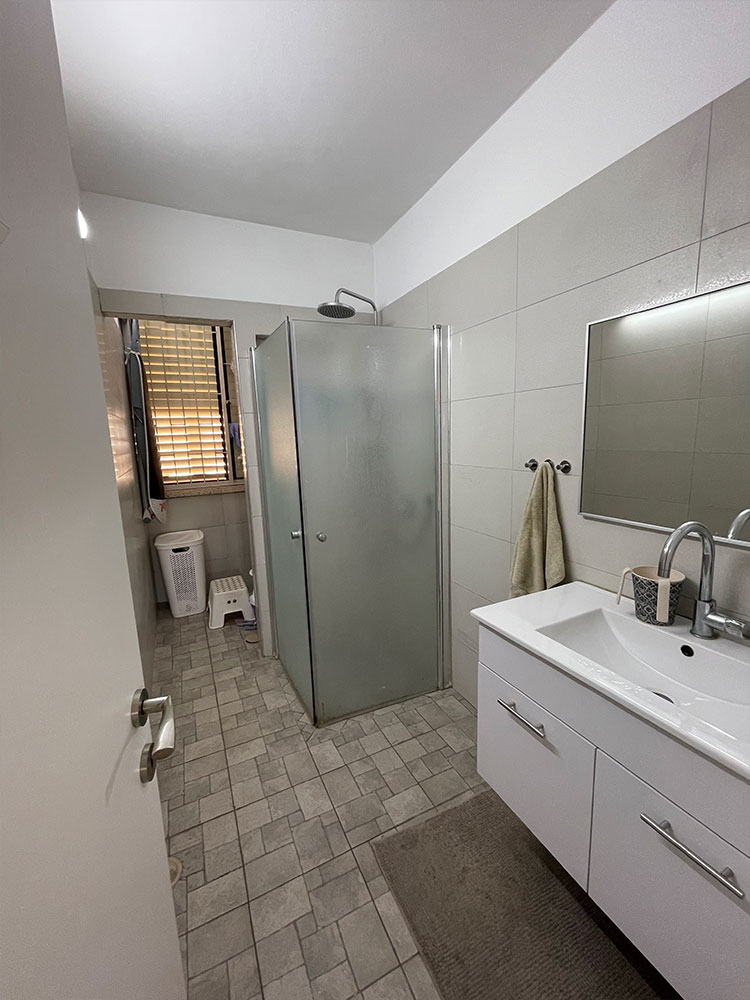 סיני נכסים - דירות למכירה ברחובות