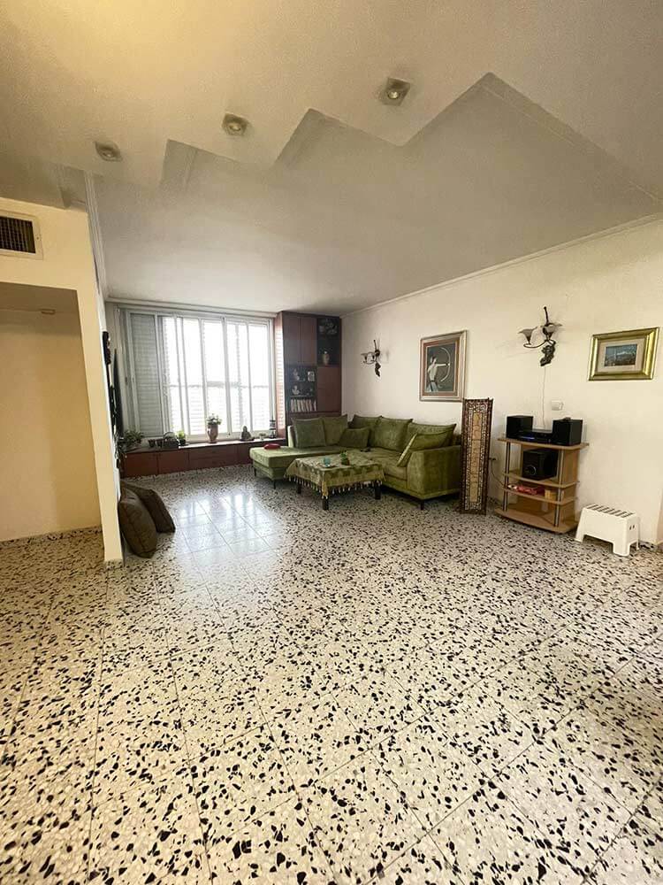 דירה למכירה ברחובות רחוב כובשי החרמון שכונת שעריים - סיני נכסים