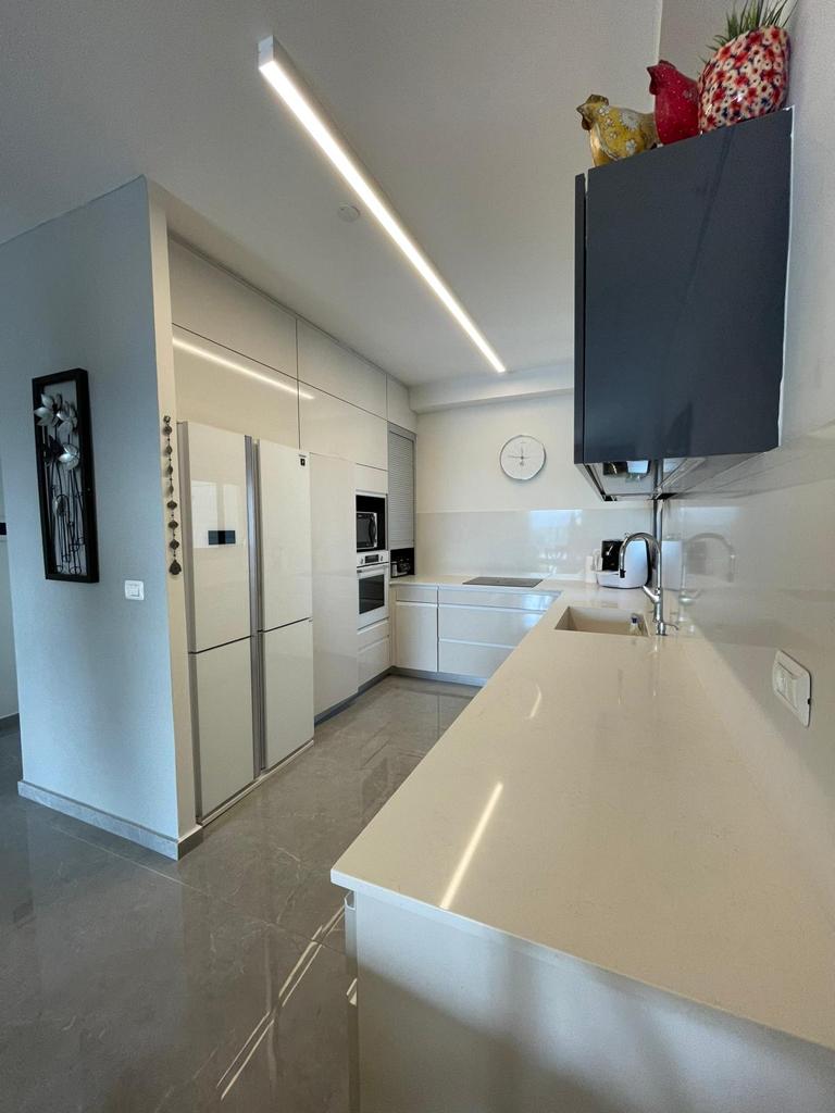 דירה למכירה פרופסור אברהם הרשקו רחובות המדע - סיני נכסים