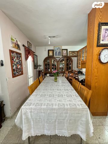 y2_11_sxjTrtbxjh_20240820