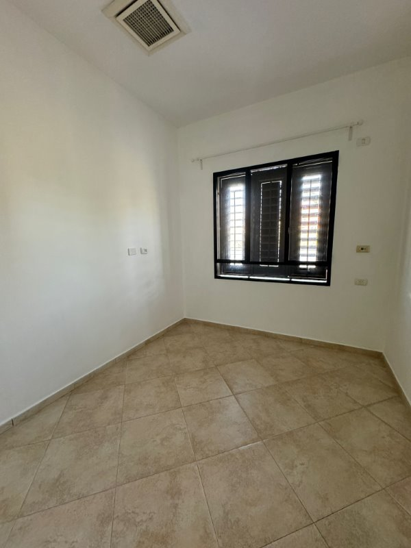 095fd0c7-29bd-45c2-ada5-976caacdd9b9