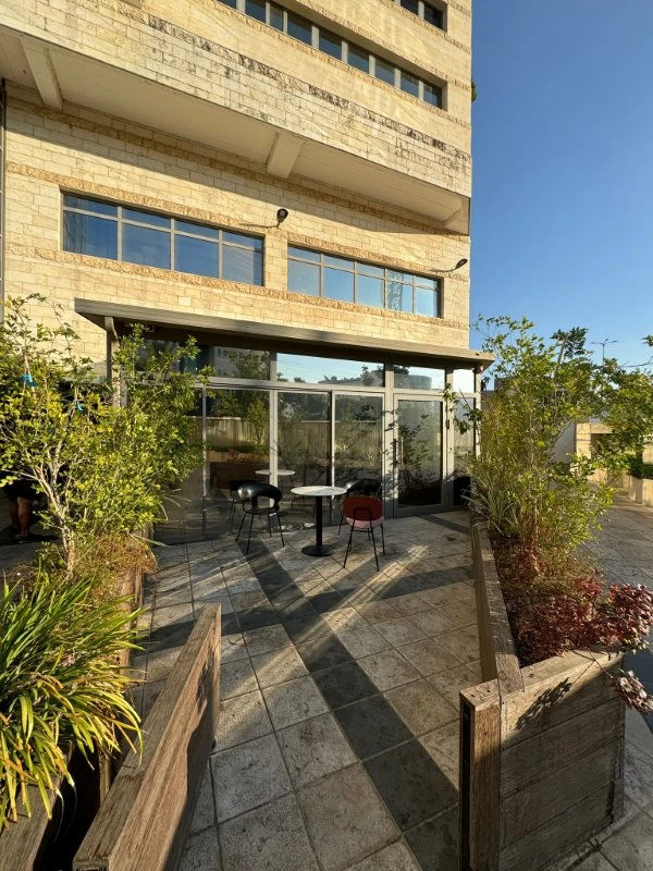 b2e416fc-3924-4a45-b10a-cb00104703ac