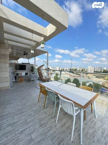 y2_3_rWuByScl7S_20241009