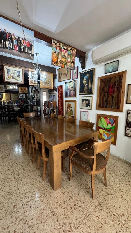 0936fc4e-0369-41a2-95a3-5d1b269a7788