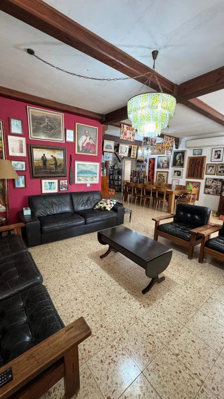 69a92b53-c8ff-41d0-a366-1e84789f387a