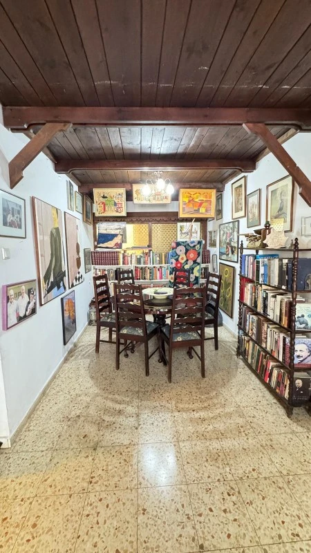 6cc902e9-76e7-48a4-907c-8884712b59ed