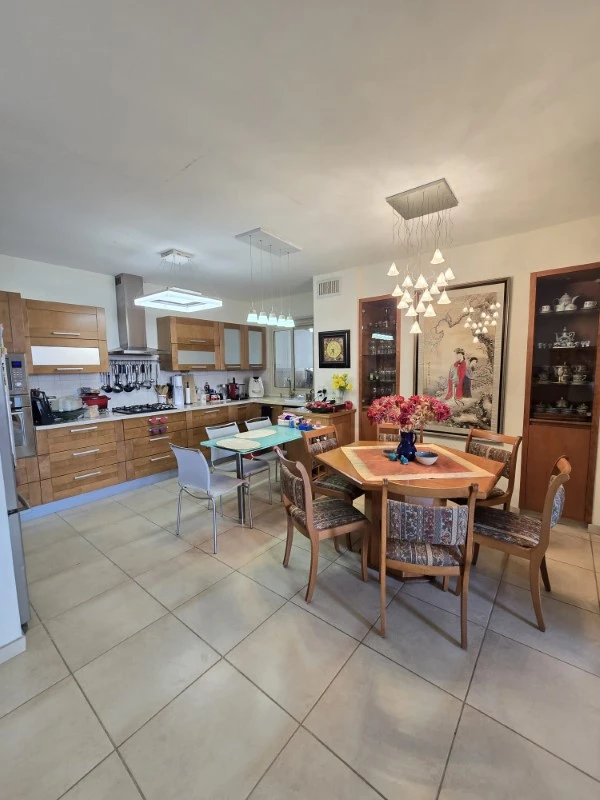 40c59825-9e84-4ceb-aef5-5142c8092c01