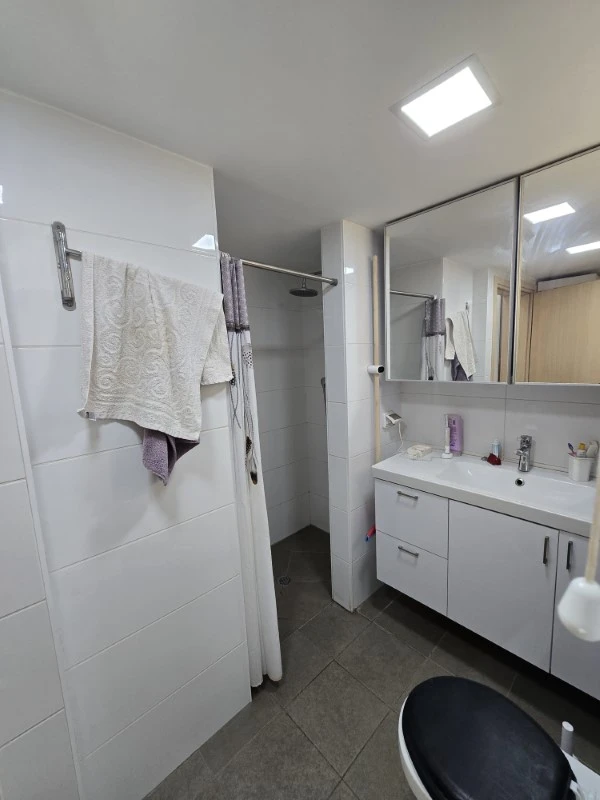 600a2e4c-7ccf-40d8-85a0-e3dbade8d2d2