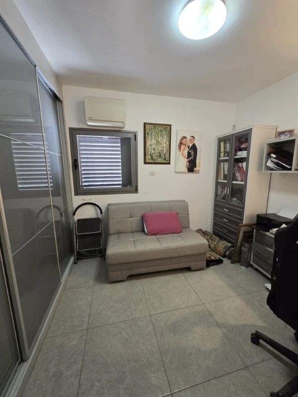 bc1083e2-b370-44e2-ad77-25b2946d138e