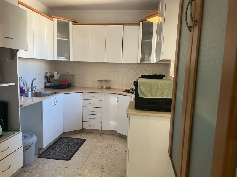 ffbfc4cf-7d86-4408-b010-2410fd8e3bf9