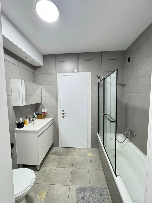 06d018c5-d1f3-47b3-bfb0-e307444d6803