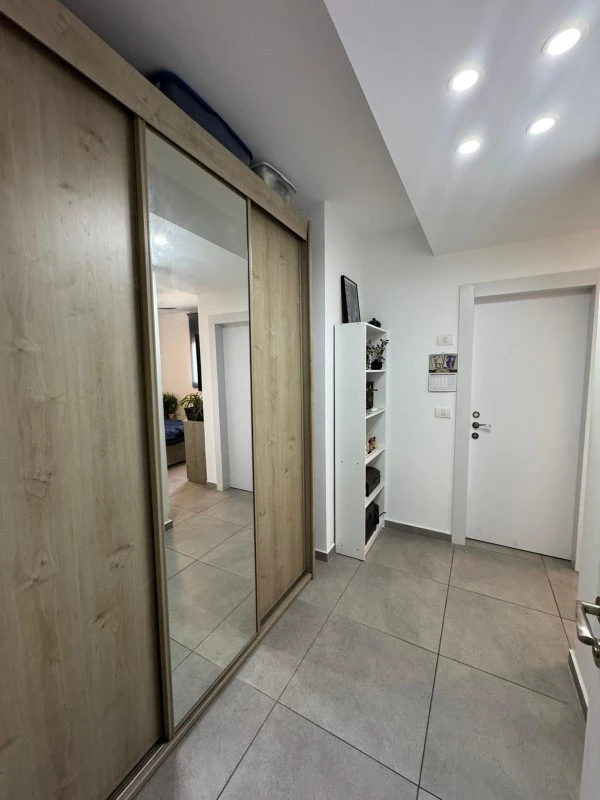 1563932c-ee0e-4e87-8ed4-b3bf5276223e