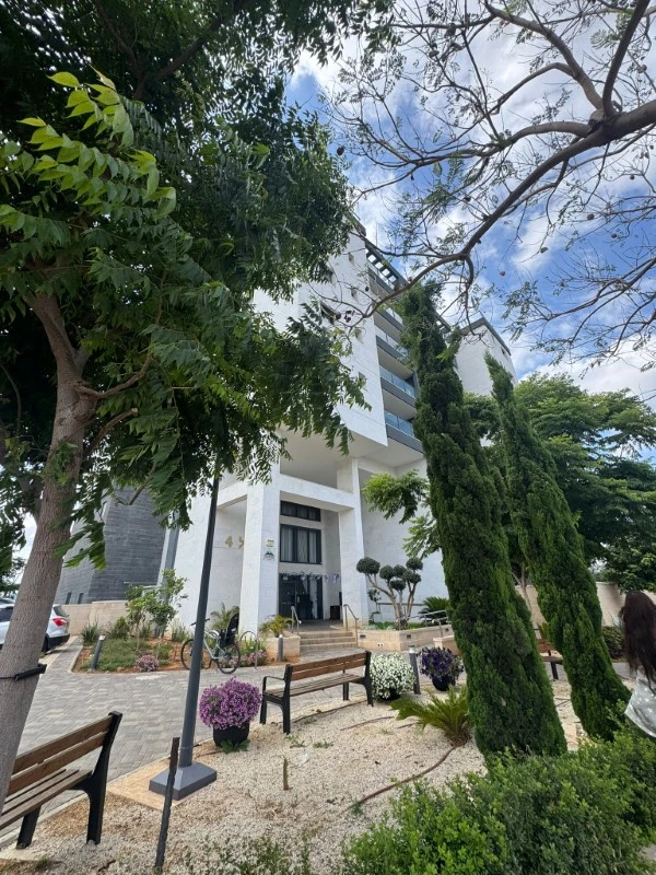 85ddc270-6e44-4490-b7c3-05c96640739c