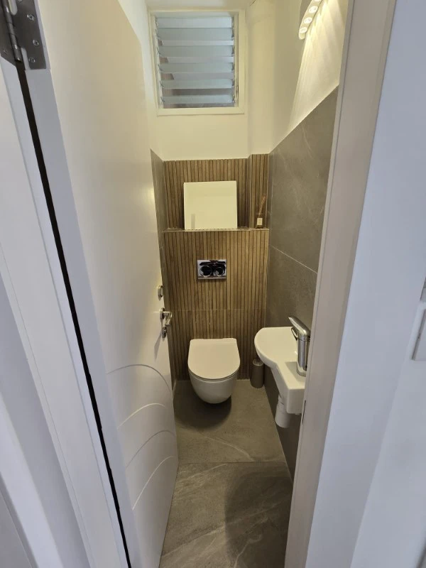 04255ba2-c7ae-42c2-9ff4-c1e68d778056