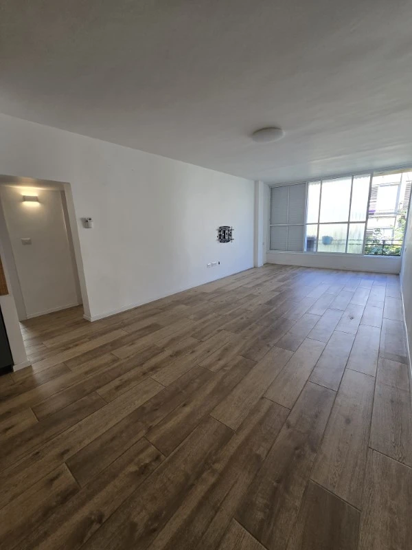 41a5b8d7-5832-4765-8561-c79c1ee89c0b