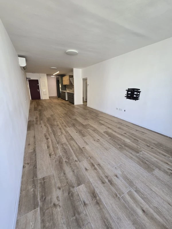 bc10b781-c08b-4aa4-899a-f05748a57801