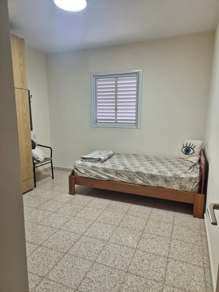 b69f5b8a-8fb7-4962-83e8-8a78af8d1789