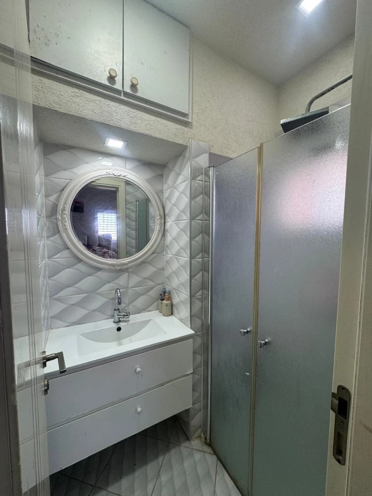 fa10e5fd-a1b1-4906-9220-be3b39df3860